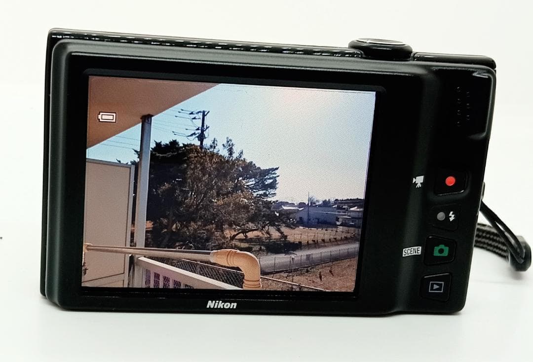 Nikon COOLPIX S6100 デジカメラ 7倍光学ズーム 充電器付き
