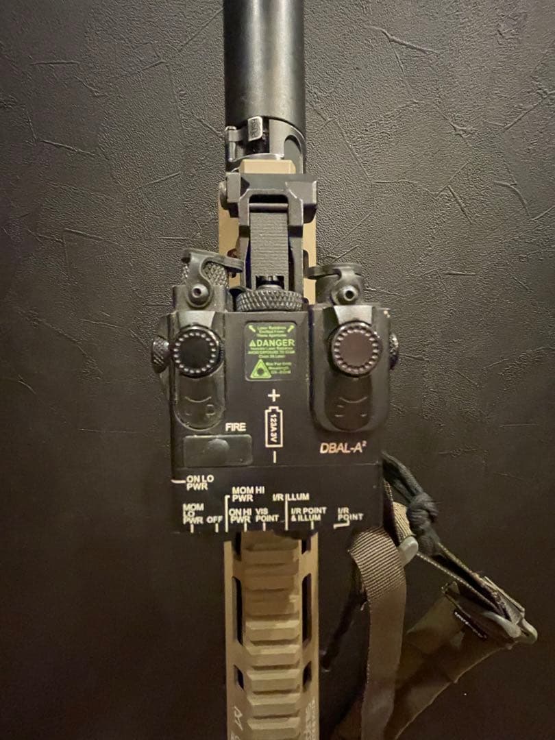 東京マルイ製次世代M4A1カスタム 電動ガン