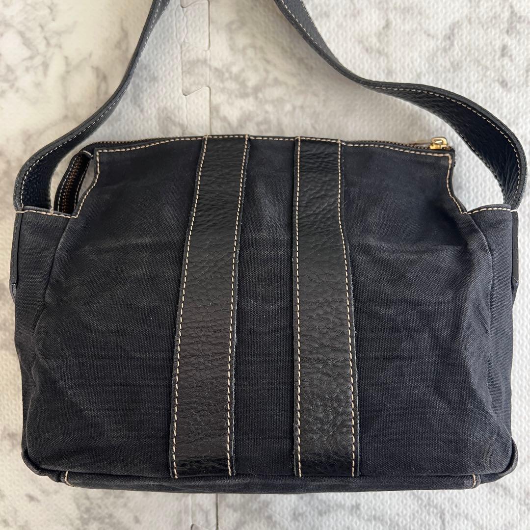 ヴィヴィアンウエストウッド ベイカーストリート ショルダーバッグ ビッグオーブ