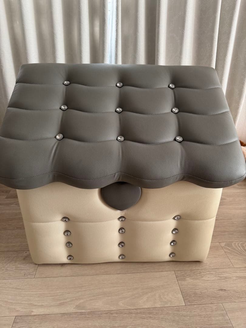 ビジュー付きレザーペットハウス　大きめ　多頭飼い　中型犬