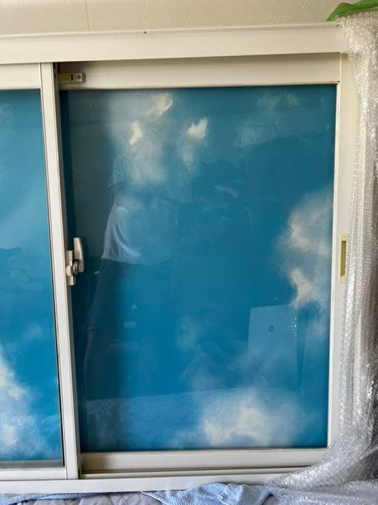 アルミサッシ絵画　青空　30年前の作品