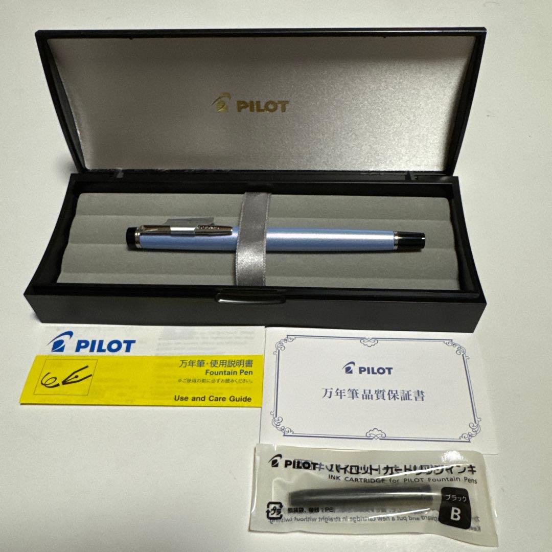 パイロット　万年筆　2017年限定万年筆　グランセ　月光　限定版　中字　Ｍニブ