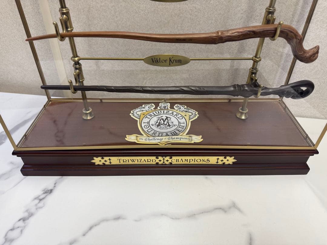 ハリーポッター　杖コレクション（ショーケース付き）