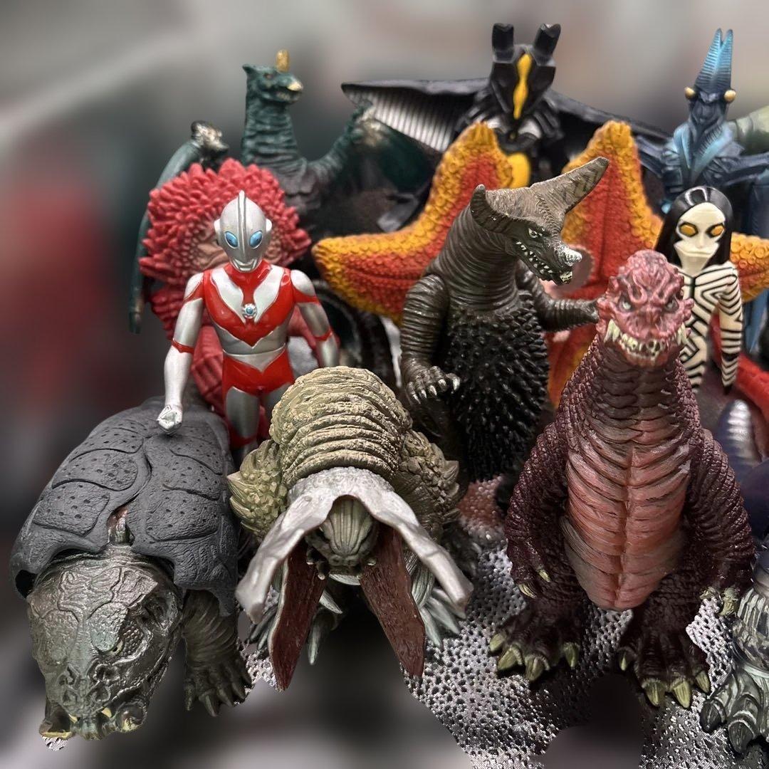 ウルトラマンパワード・シリーズ 怪獣・宇宙人フィギュア 14体セット