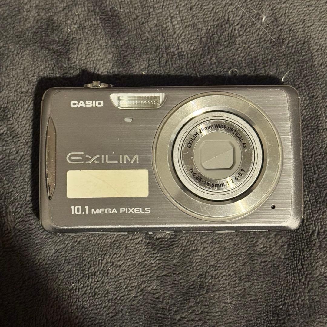 デジタルカメラ casio exilim 10.1 mega pixels ex-z270