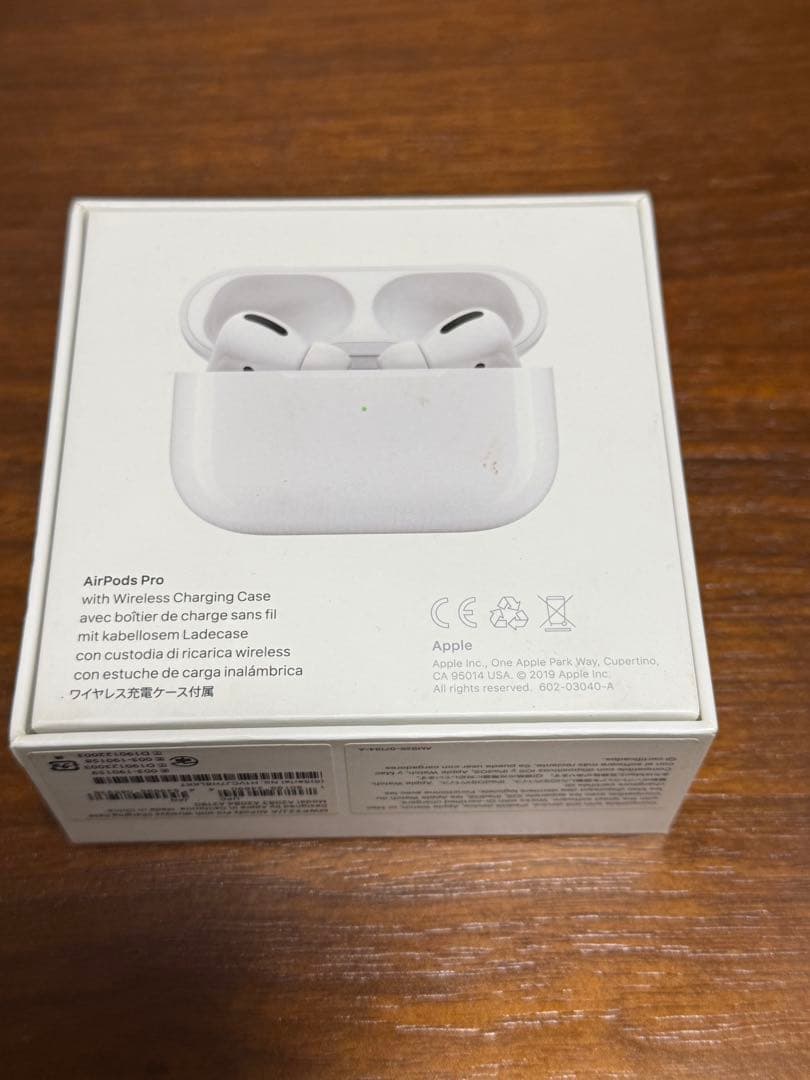 AirPods Pro 本体 充電ケース付き