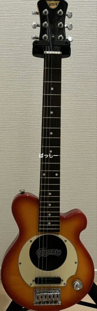 Pignose アンプ内臓型ギター