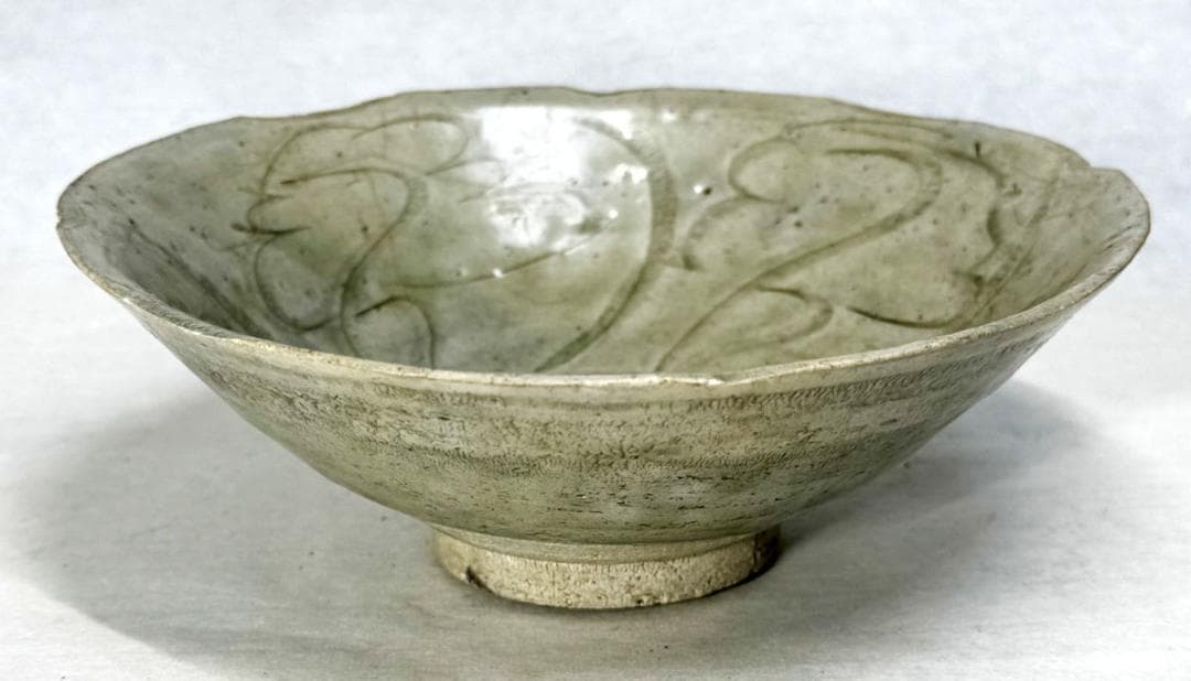 南宋時代 青磁輪花茶碗 箱付 古美術 時代品 伝世品焼物 歴史唐物WWTT296