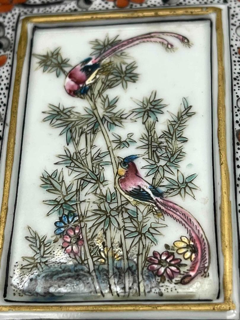 清道光時代 【大清道光年製】在銘 粉彩 琺瑯彩金彩錦雞墨彩詩文筆筒(E-70)