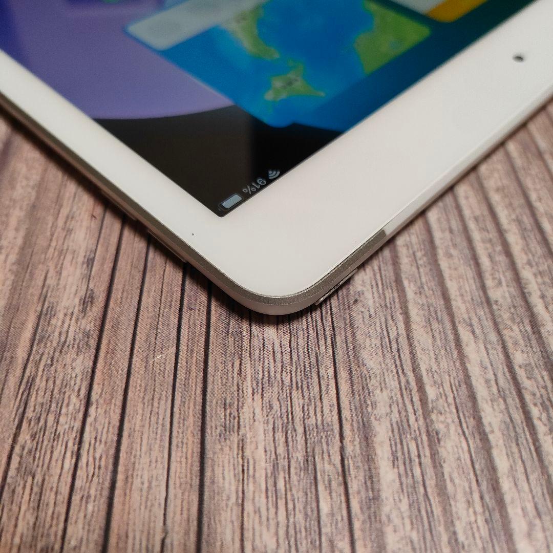 iPad 第8世代 32GB SIMフリー 美品