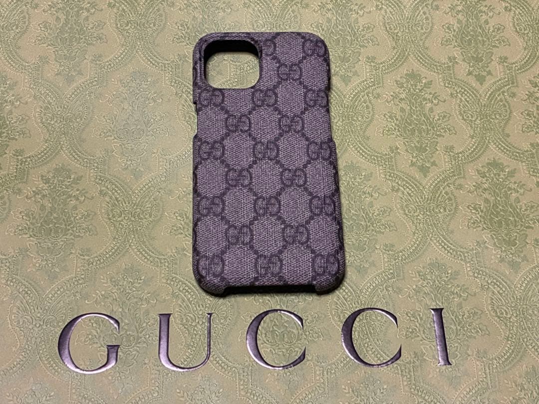 GUCCI グッチ スマホケース iPhone15