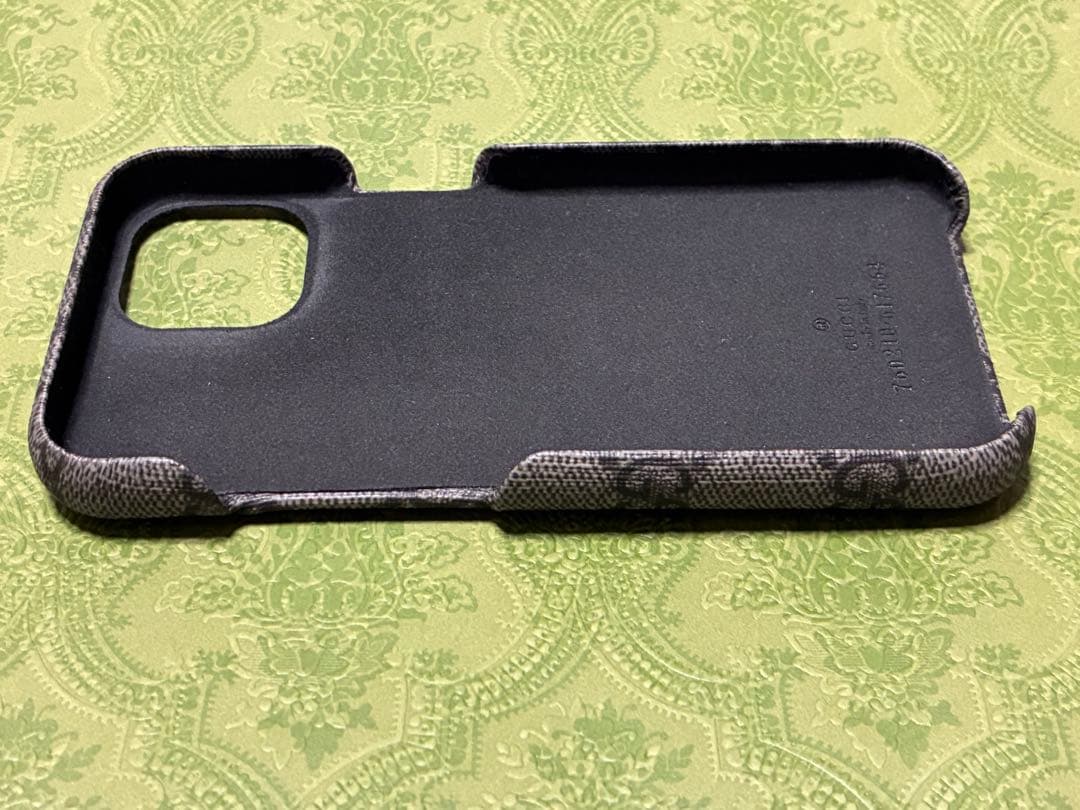 GUCCI グッチ スマホケース iPhone15