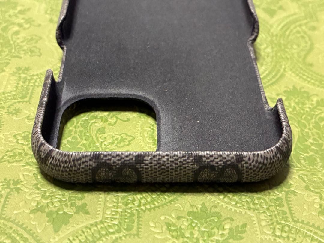 GUCCI グッチ スマホケース iPhone15