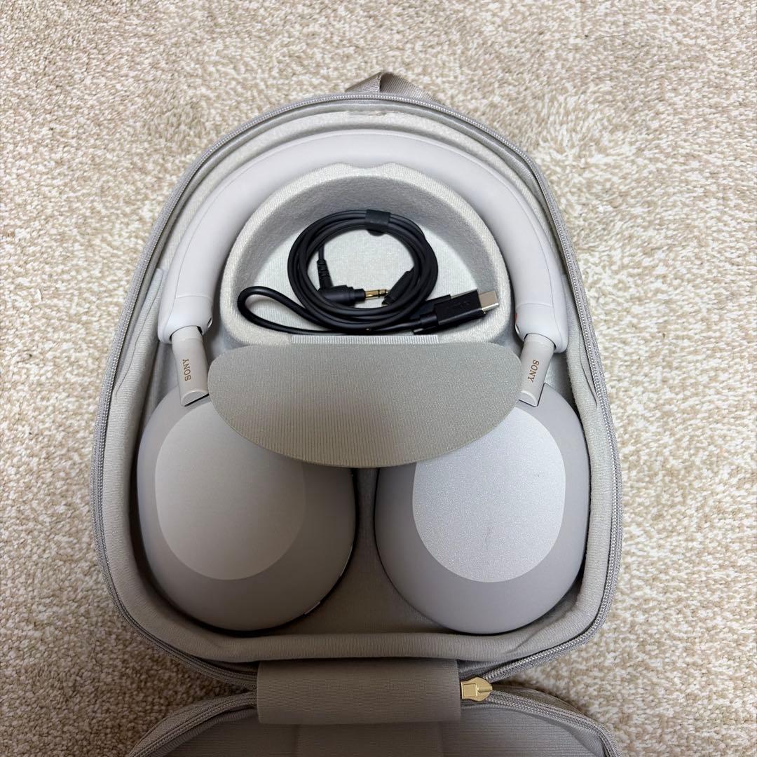 ソニー　ワイヤレスノイズキャンセリングステレオ ヘッドホン WH-1000XM5