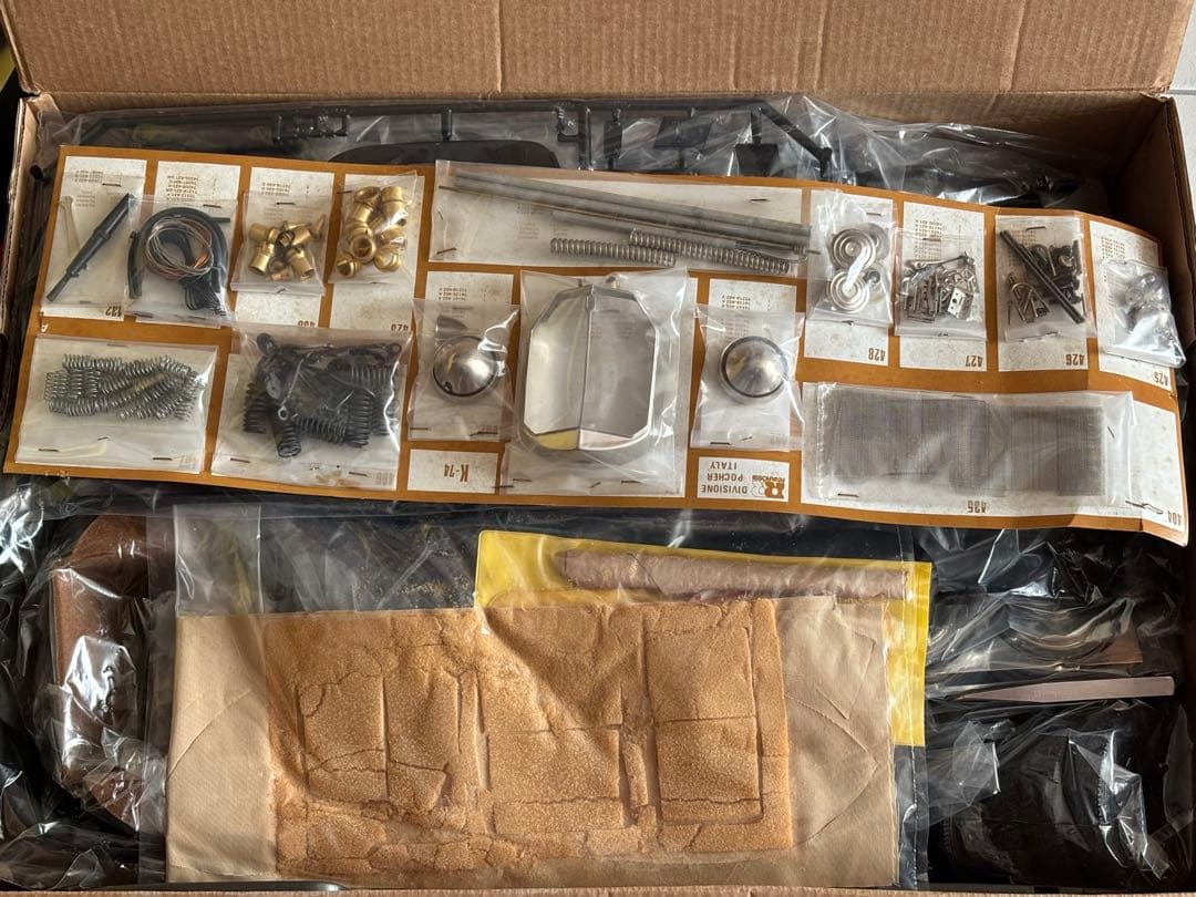 POCHER メルセデスベンツ500K-AK カブリオレ 1/8スケール 未組立