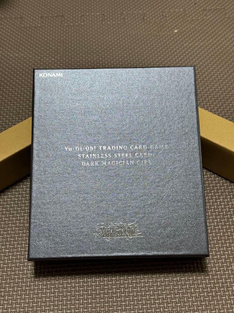 海外版 遊戯王 『ブラックマジシャンガール』 ステンレス【新品•未開封•限定品】