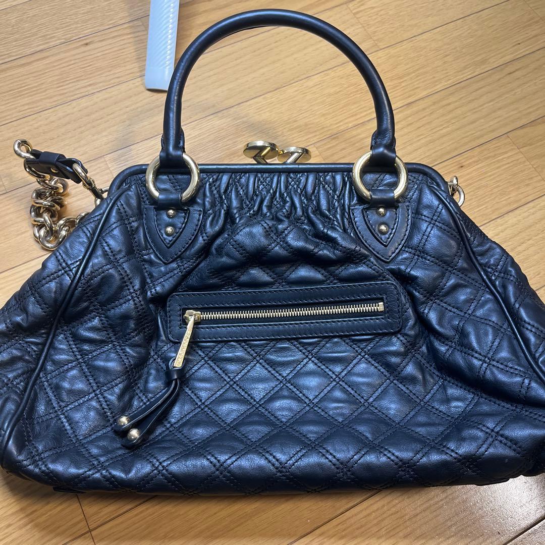 MARC JACOBS ブラック ハンドバッグ