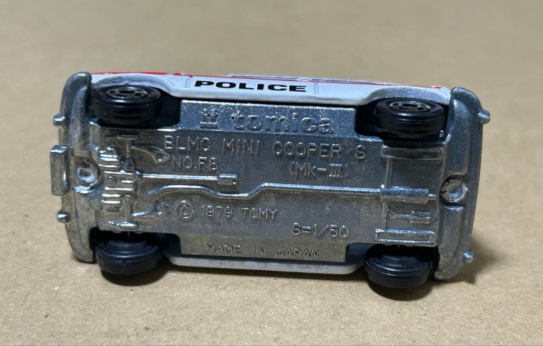 日本製 トミカ ミニクーパー ポリスカー