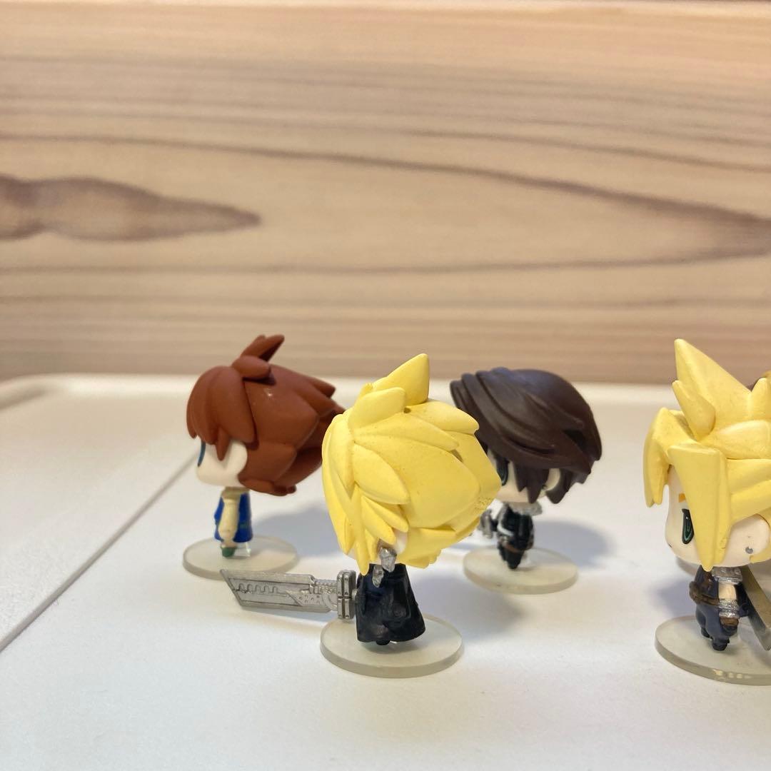 希少品★ファイナルファンタジー★トレーディングアーツミニ