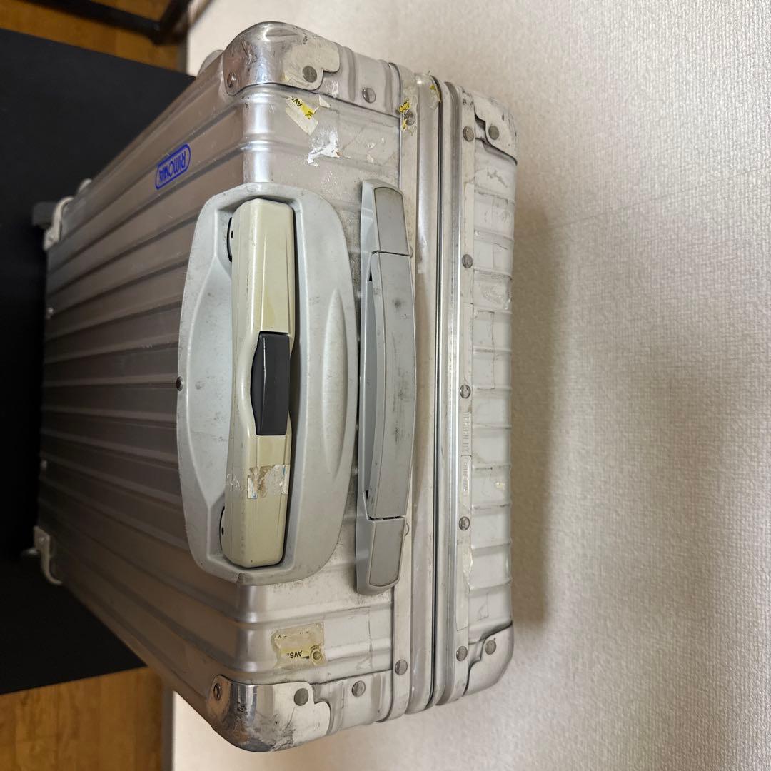 はるまきリモワ クラシックフライト 33L 機内持ち込み 2輪