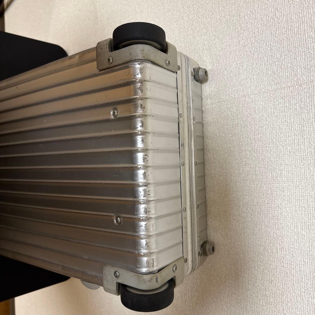 はるまきリモワ クラシックフライト 33L 機内持ち込み 2輪