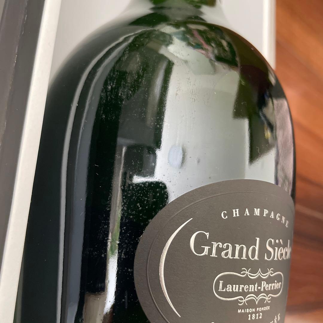 ローランペリエグランシエクルNo.25化粧箱入り