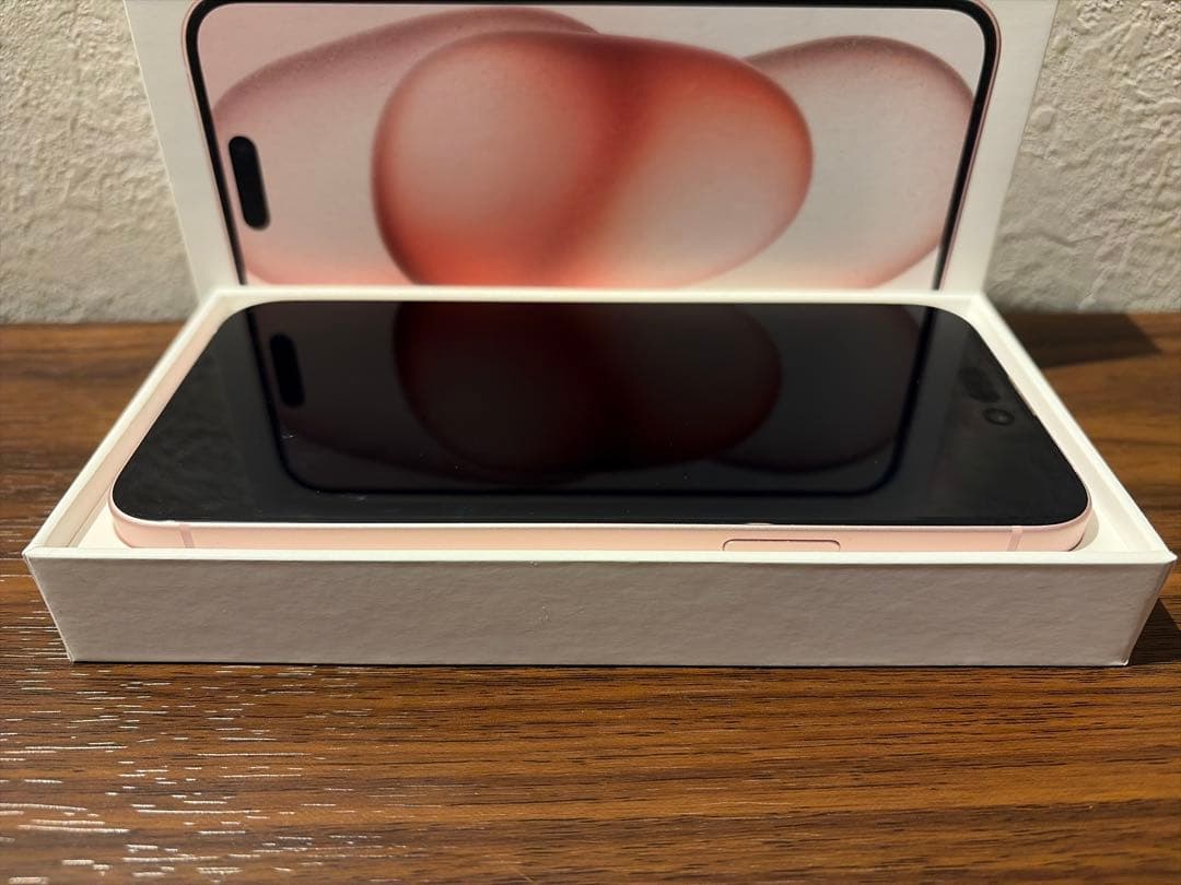 iPhone 15 plus 128GBピンク 本体(iFace付き)