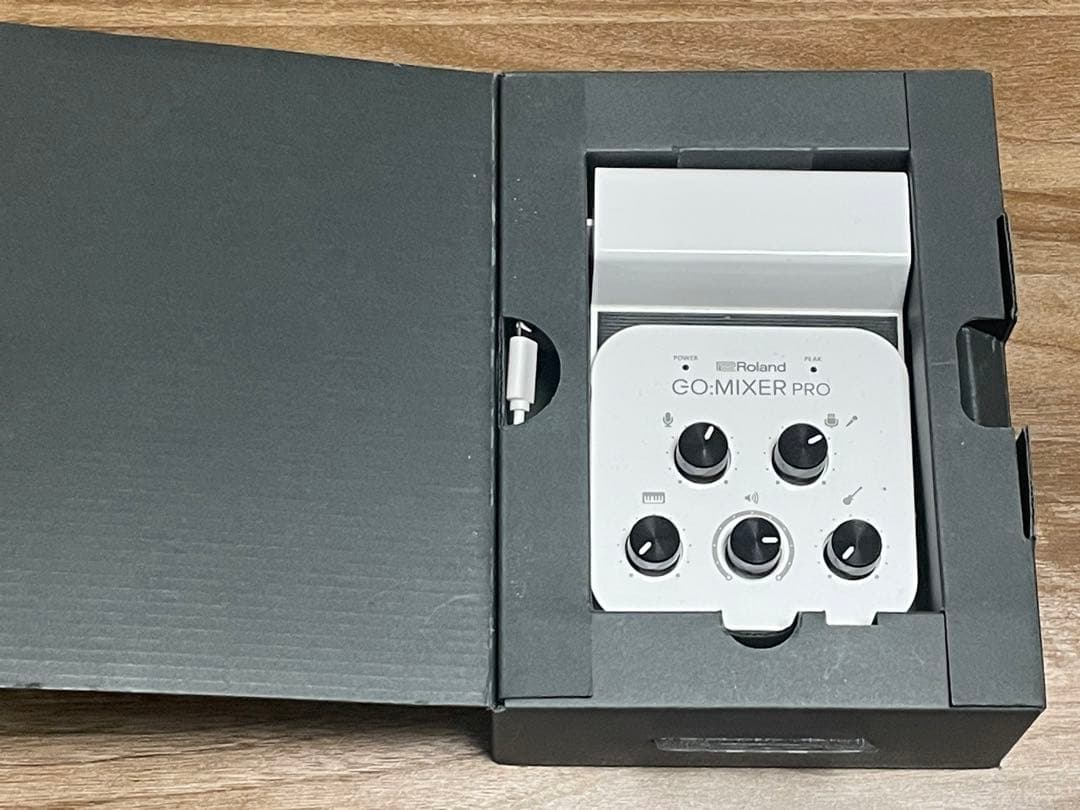 Roland GO:MIXER PRO オーディオミキサー　付属品、箱あり