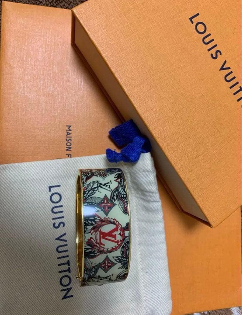 LOUIS VUITTON ドラゴンバングル