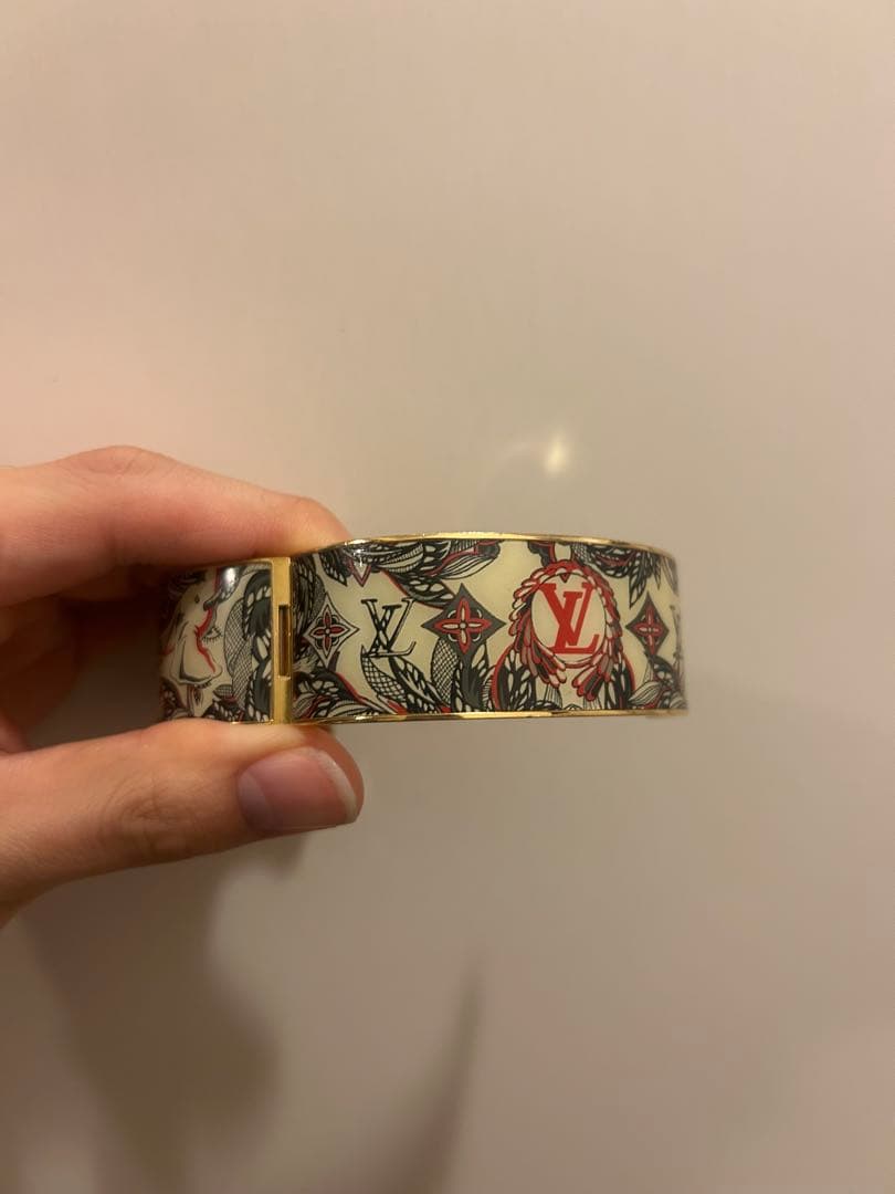 LOUIS VUITTON ドラゴンバングル