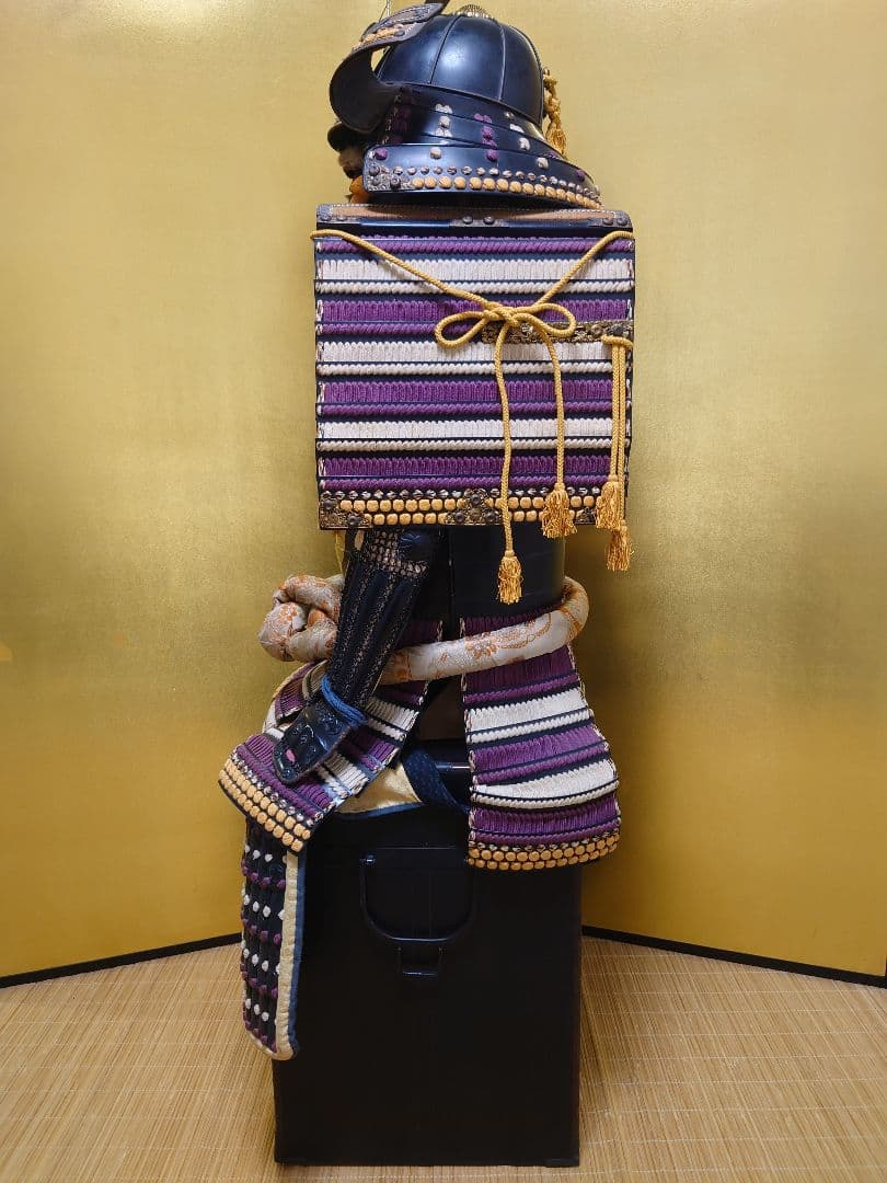 ★送料無料☆紫白糸威大袖黒二枚胴具足☆等身大鎧一領☆甲冑★