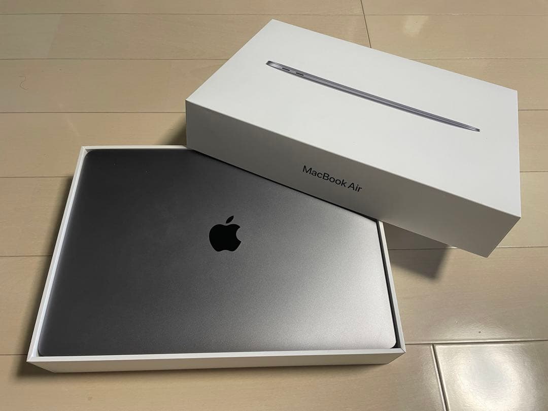 MacBookAir13インチスペースグレーCore i7/16GB/256GB