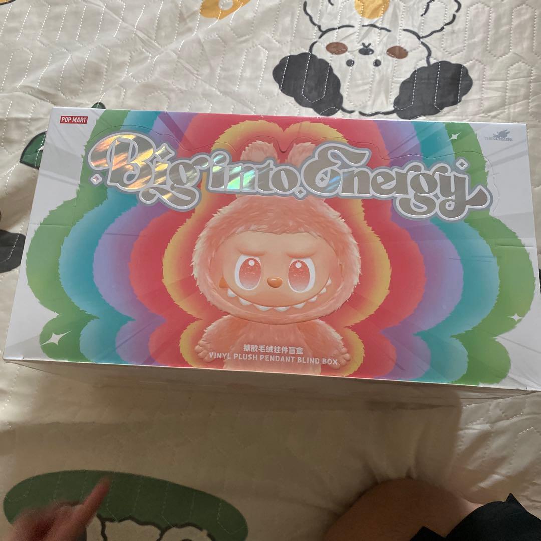 THE MONSTERS Big into Energy ラブブぬいぐるみ