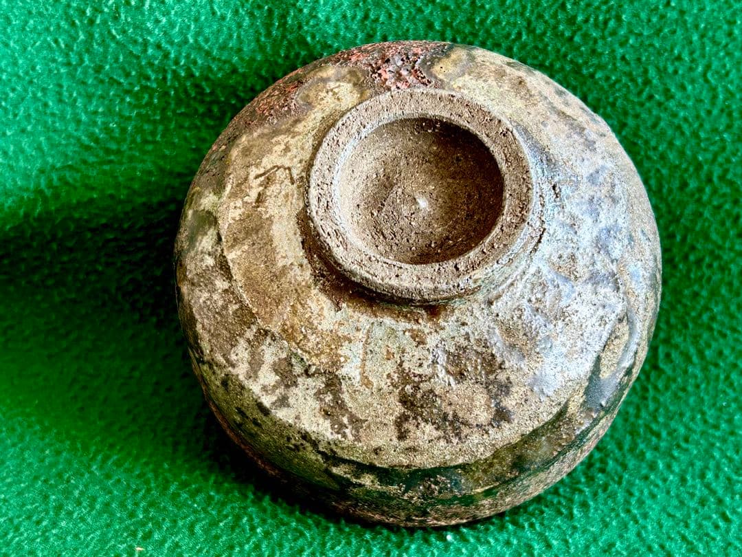 【骨董珍品】備前焼「藤田龍峯」作　稀見珍品灰カブリ茶碗 ！共箱付き