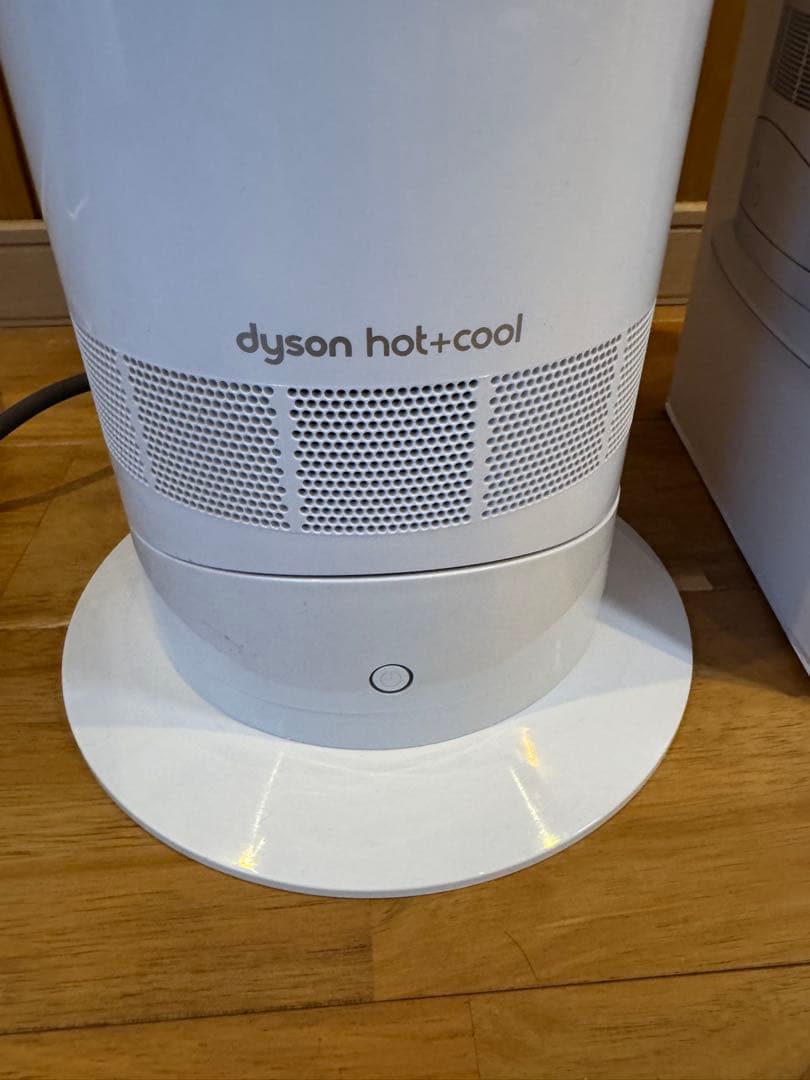 ダイソンHot＋Cool　AM09　N　ファンヒーター 2024