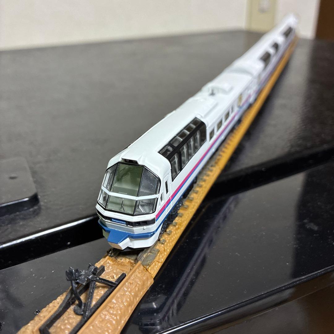 JR北海道フラノエクスプレス　ビッグスニーカートレイン4両編成