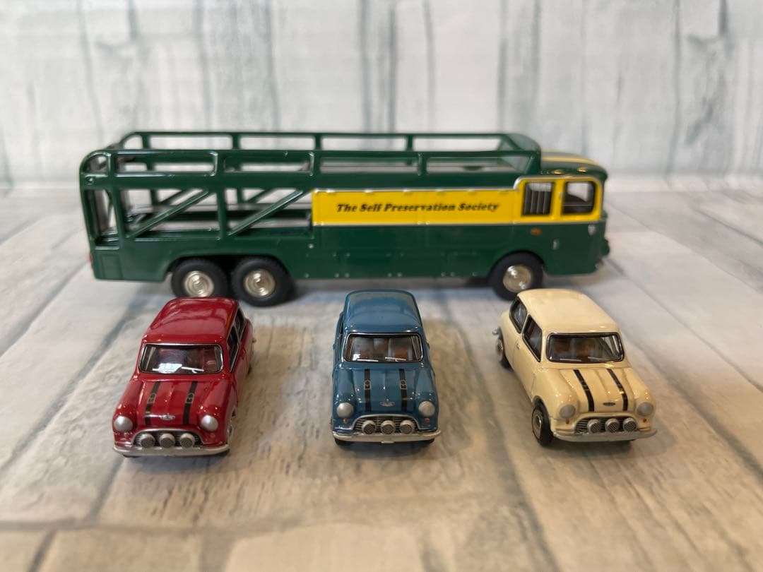 プレミアムクラシックス　ミニトランスポーター　ミニ3台付