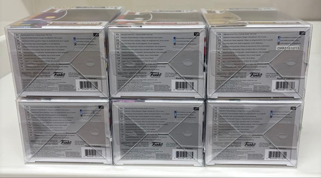 期間限定割引中【新品】DC Super Heroes フィギュア保護ケース付き