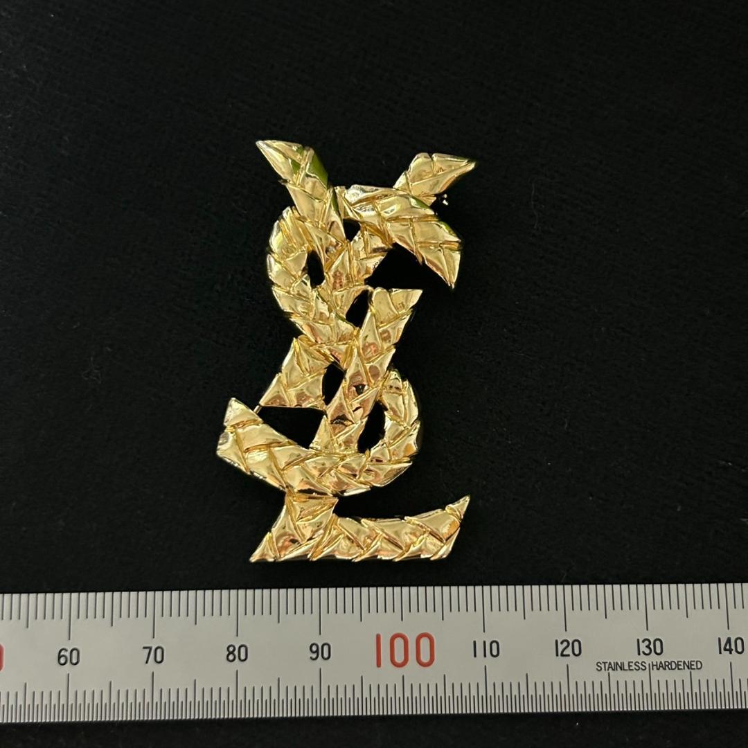 【美品】イヴサンローラン ブローチ ゴールドカラー　0607004