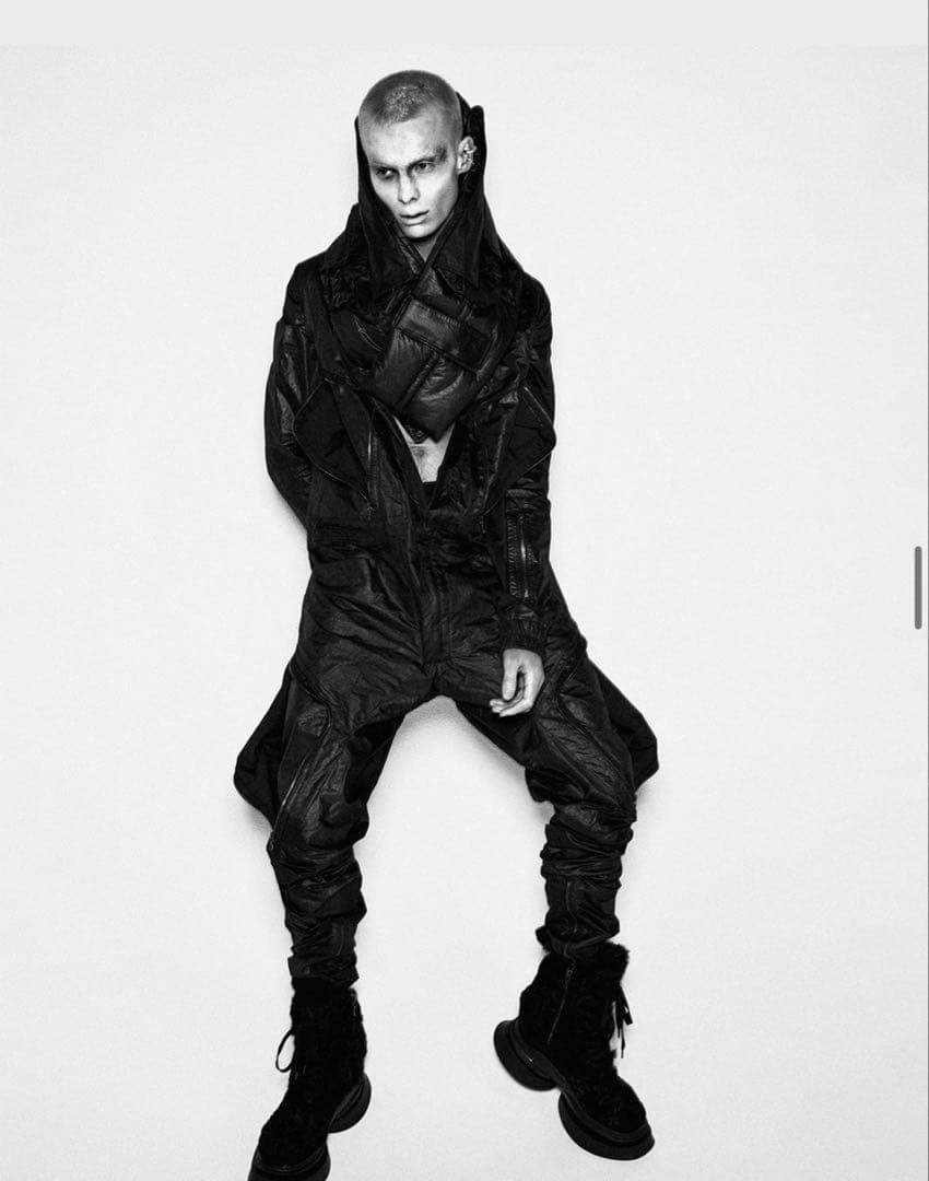 新品未使用JULIUS ダウン ネックウォーマー マフラー　ユリウス　ストール