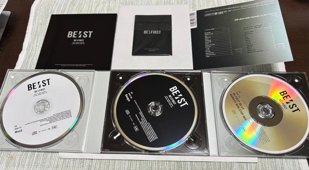 BE-FIRST 4周年記念ベストアルバム2セット組