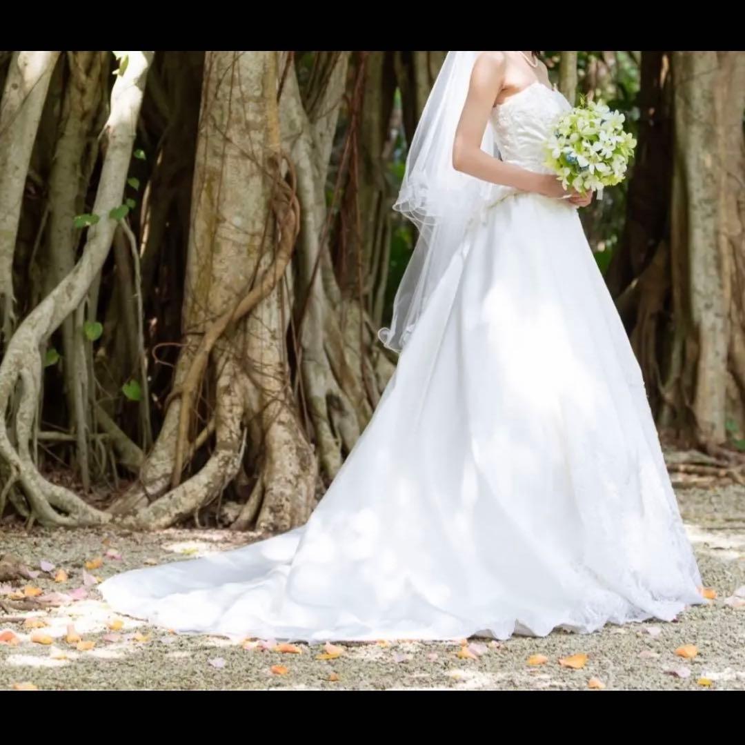 Aライン　ウエディングドレス