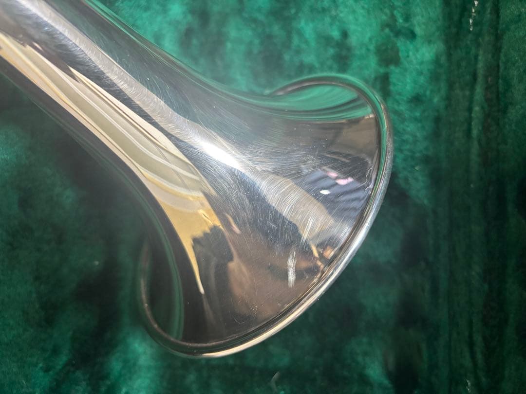 Bach 180ML37SP Stradivarius バック　トランペット