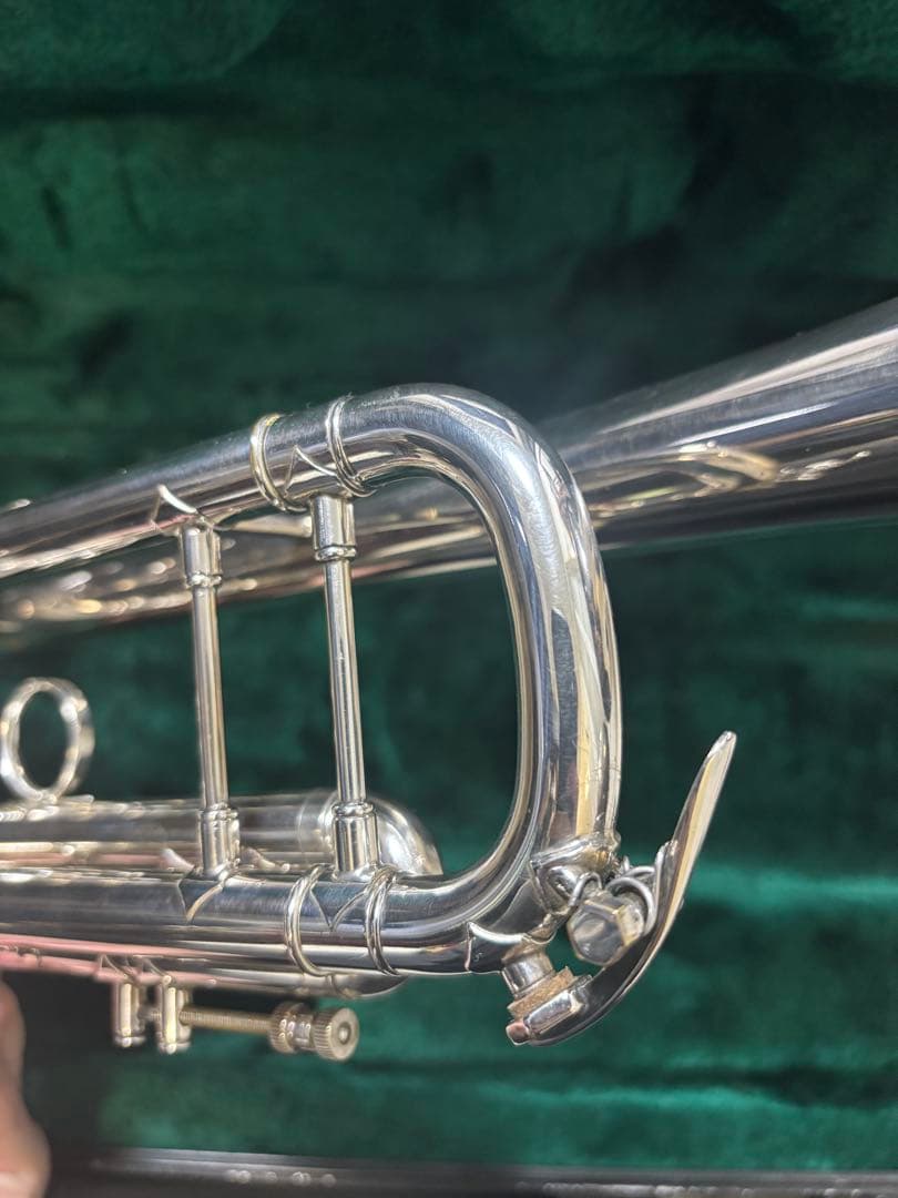 Bach 180ML37SP Stradivarius バック　トランペット