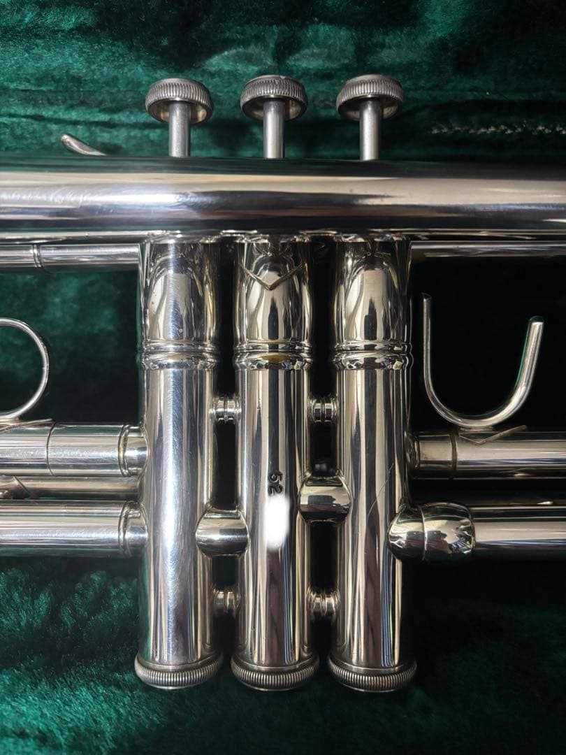 Bach 180ML37SP Stradivarius バック　トランペット