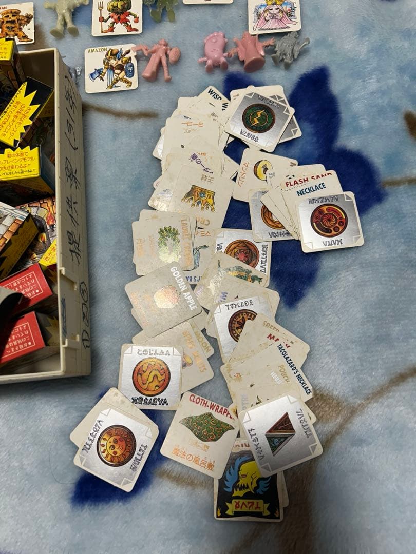 ネクロスの要塞チョコ　ロッテ