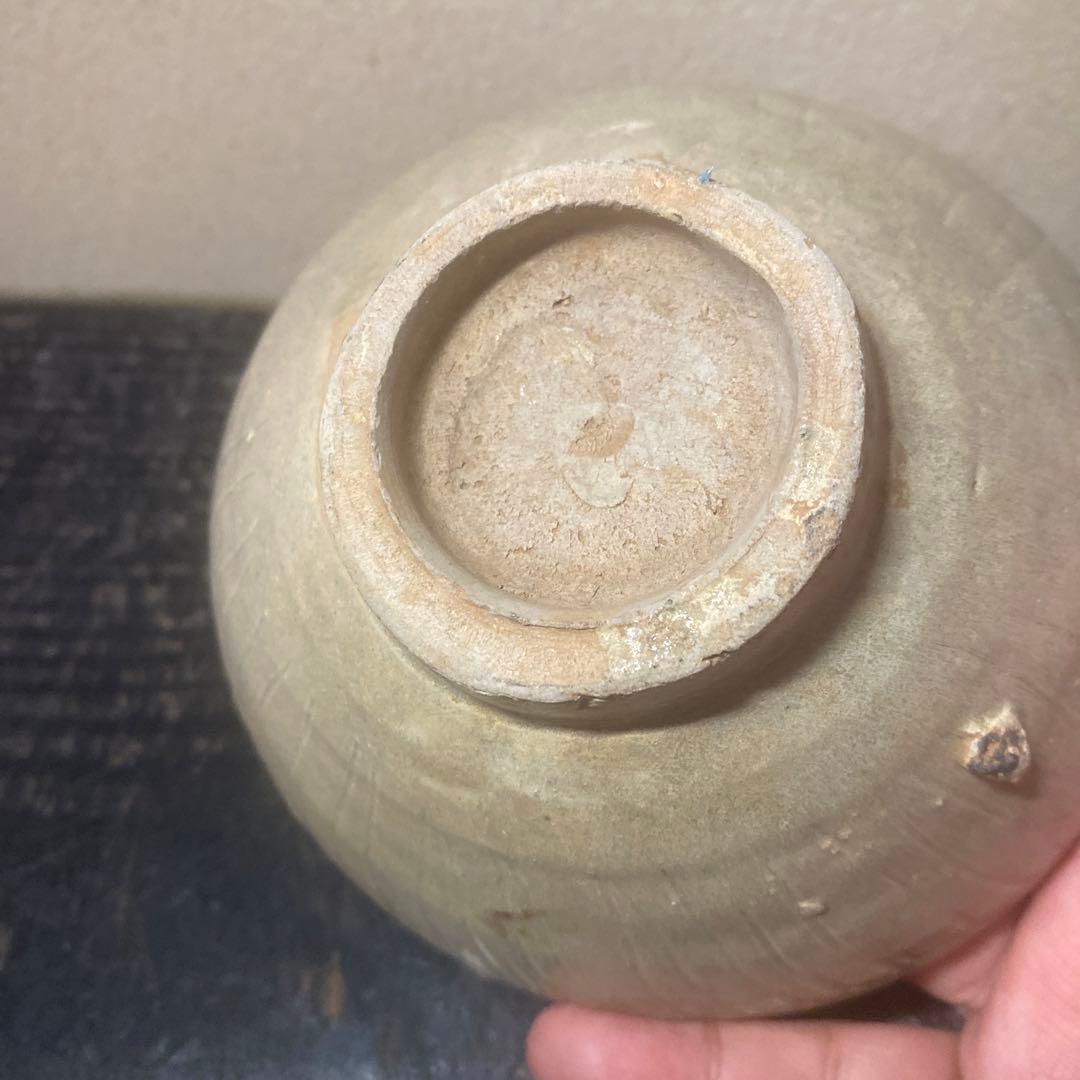 中国古玩　陰刻草花文抹茶茶碗【桐箱付】13.5cm6.5cm