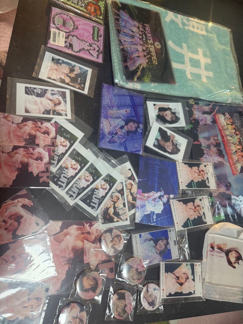 桜井優衣まとめ売り、FRUITSZIPPER