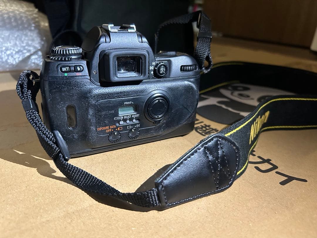 Nikon F80 フィルムカメラ レンズ付き