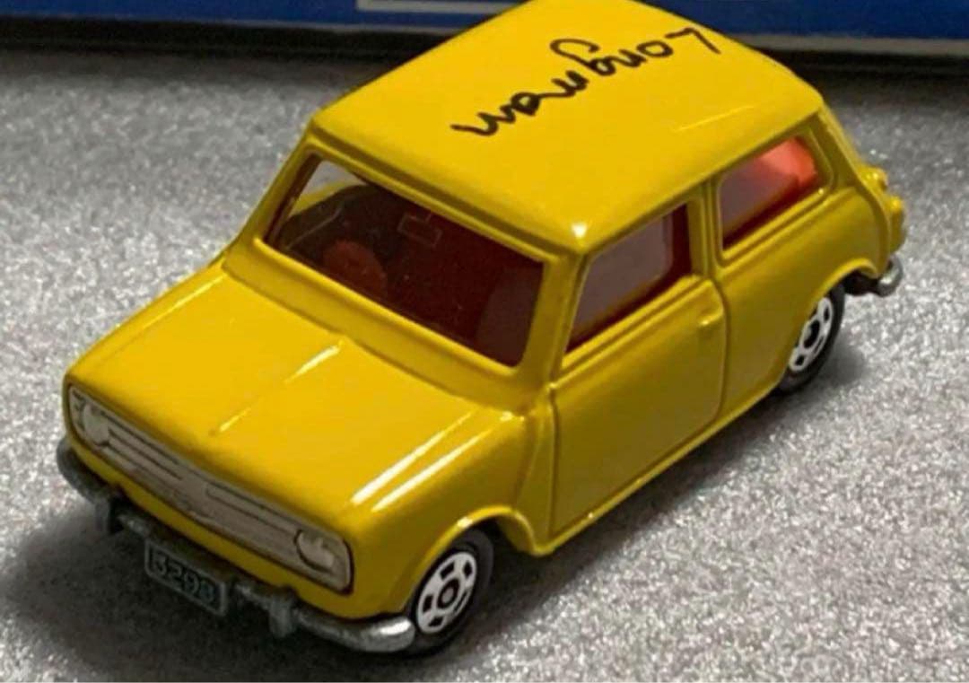 サイン入り トミカ ミニクーパー トラフィック クラブマン